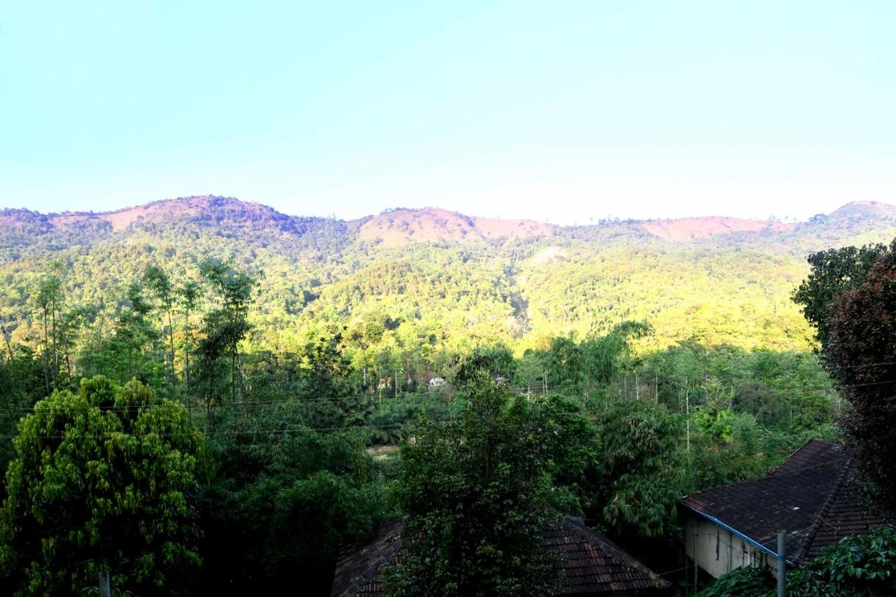 Prashanti Resort มาดิเครี ภายนอก รูปภาพ